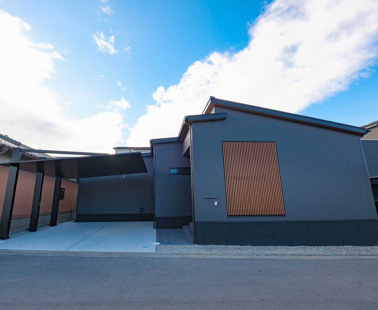 格調高い落ち着いた外壁。