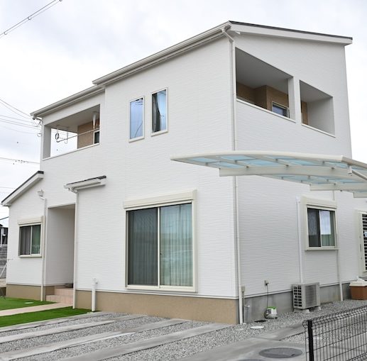 たっぷり収納で、いつでも人が集まるリビング・ダイニング